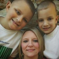 Angie Robbins Photo 20