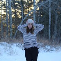Caroline Cook Photo 43