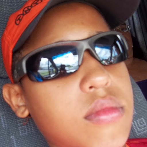 Daniel Santana Photo 21