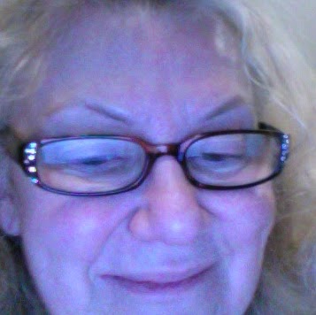 Helen Moore Photo 23