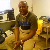 Lloyd Plummer Photo 9