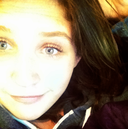 Amy Cross Photo 43