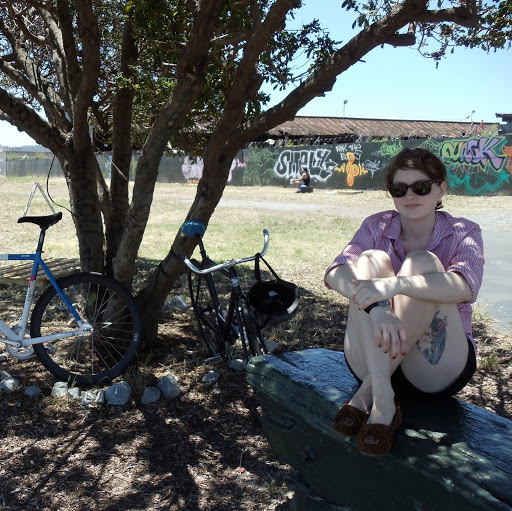Maggie Brown Photo 17