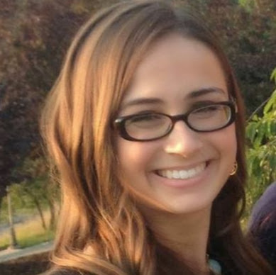 Nicole Mueller Photo 26