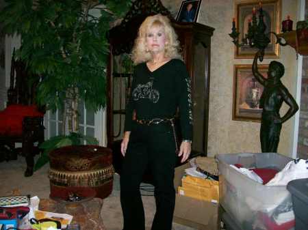 Jennifer Helton Photo 39