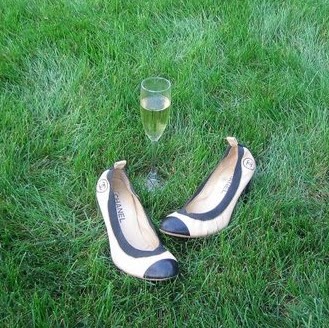 Elizabeth Boland Photo 24