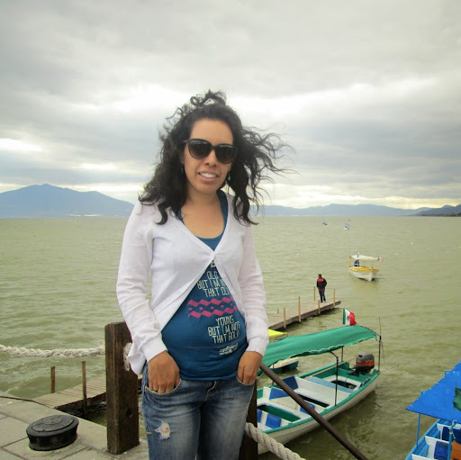 Ana Morales Photo 24