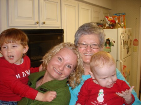 Linda Garrett Photo 7