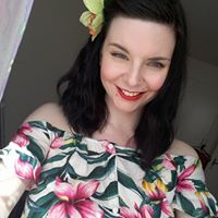Marie Graham Photo 15