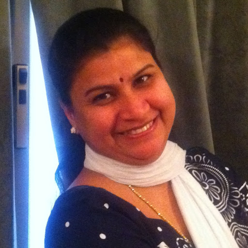 Santhi Subramanian Photo 2