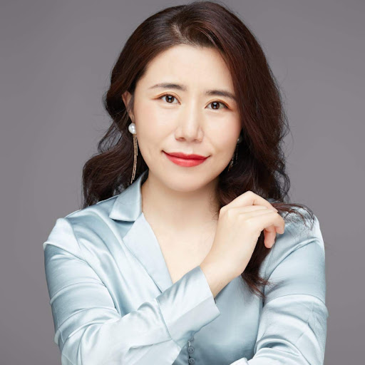 Lu Wang Photo 33