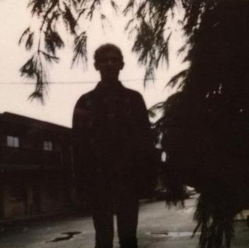 Stephen Nicholas Photo 18