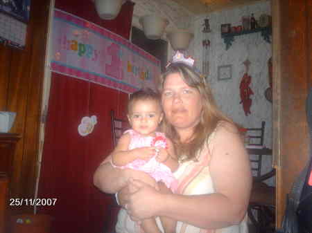 Stephanie Blackwell Photo 10