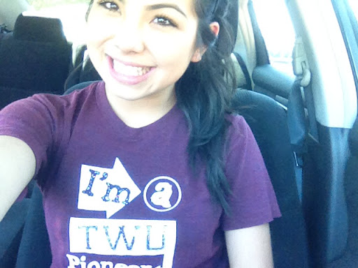 Marie Corral Photo 15