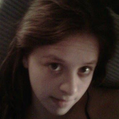 Betty Young Photo 25