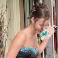 Ashley Watts Photo 34
