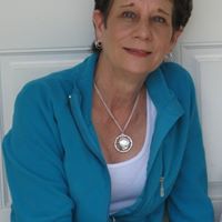 Linda Gill Photo 30