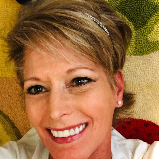 Kathleen Elliott Photo 19