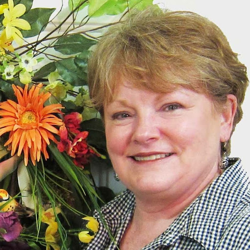 Beverly Henderson Photo 18