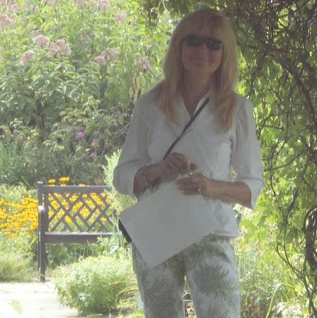 Shirley Cook Photo 27