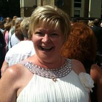Anne Millar Photo 22