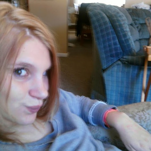 Heather Kaczmarek Photo 18