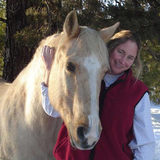Jennifer Titus Photo 27