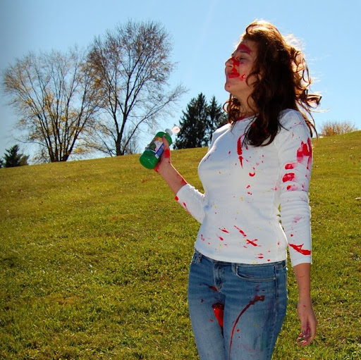 Hannah Williams Photo 24