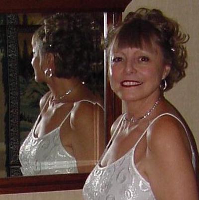 Donna Young Photo 35