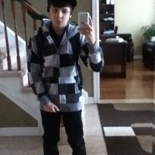 Isaac Czech Photo 9