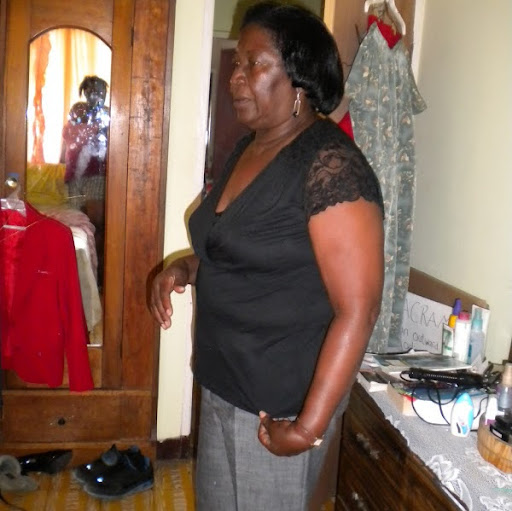 Elaine Bailey Photo 16