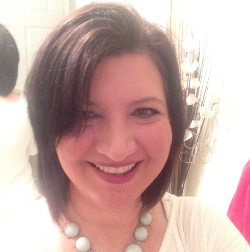 Lisa Harrison Photo 15