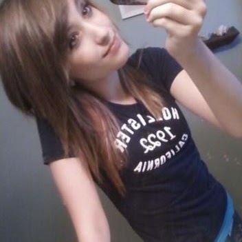 Julia Bruns Photo 10