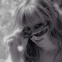 Emilia Curiel Photo 15