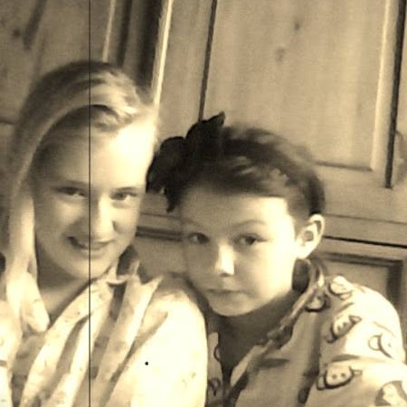 Lottie Jones Photo 45