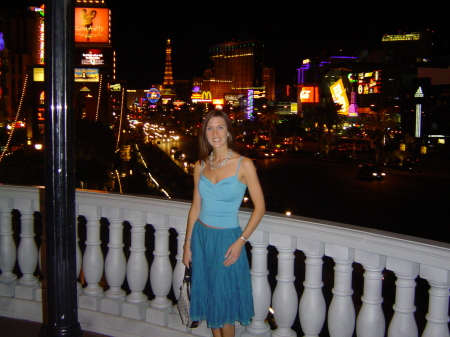 Amy Stanton Photo 30