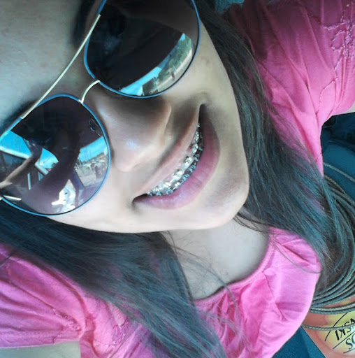 Mel Barros Photo 17