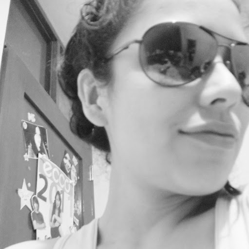 Joselyn Ruiz Photo 16