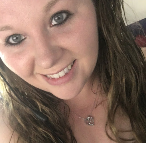 Amanda Neftzer Photo 2