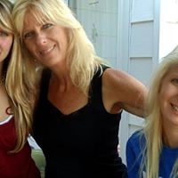 Debbie Hume Photo 12