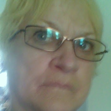 Elizabeth Cochran Photo 25