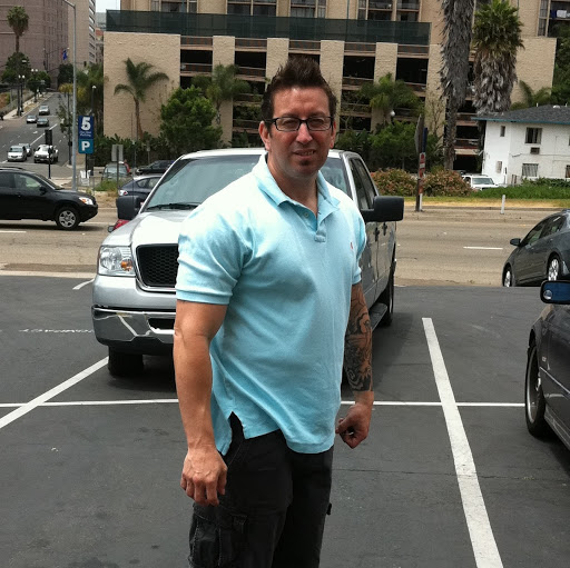Larry Calderon Photo 19