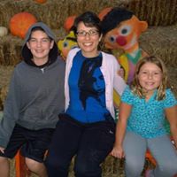 Nicole Hill Photo 20