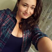 Emily Bingham Photo 30