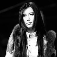 Yun Wang Photo 36