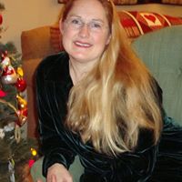 Sarah Cash Photo 26