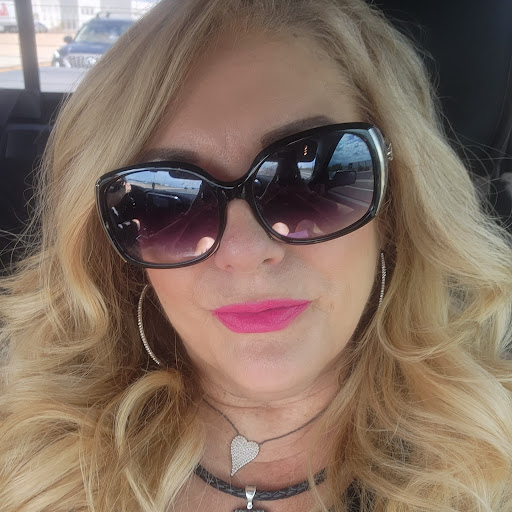 Michelle Clement Photo 22