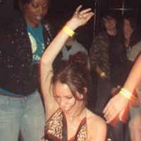 Kristin Newton Photo 23