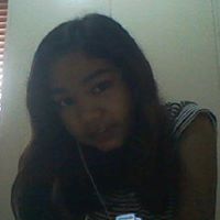 Danielle Pineda Photo 13