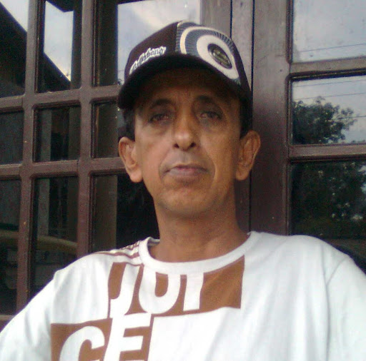 Umar Hasan Photo 18